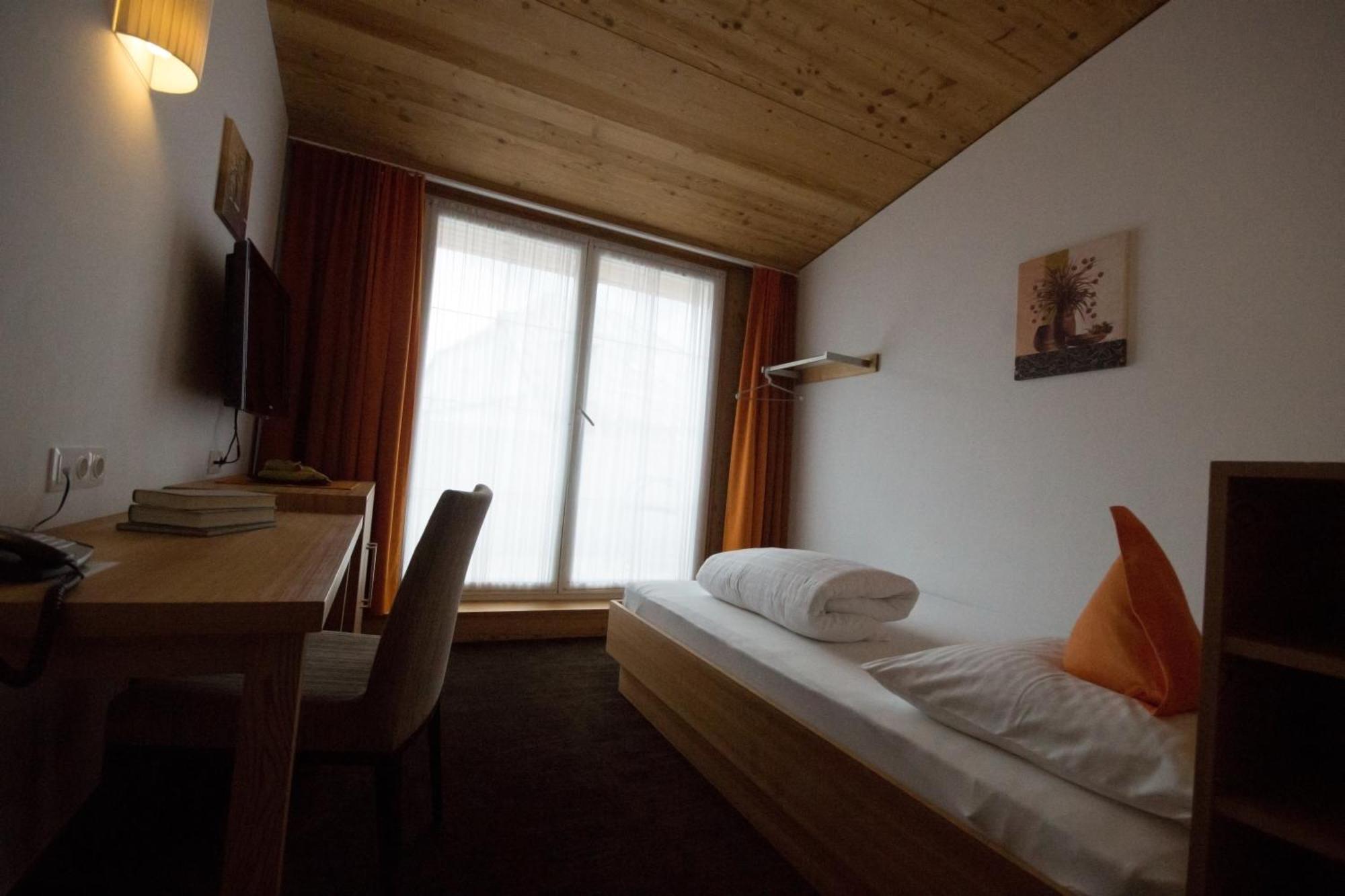 Gasthof Zum Goldenen Loewen Nauders Exteriér fotografie